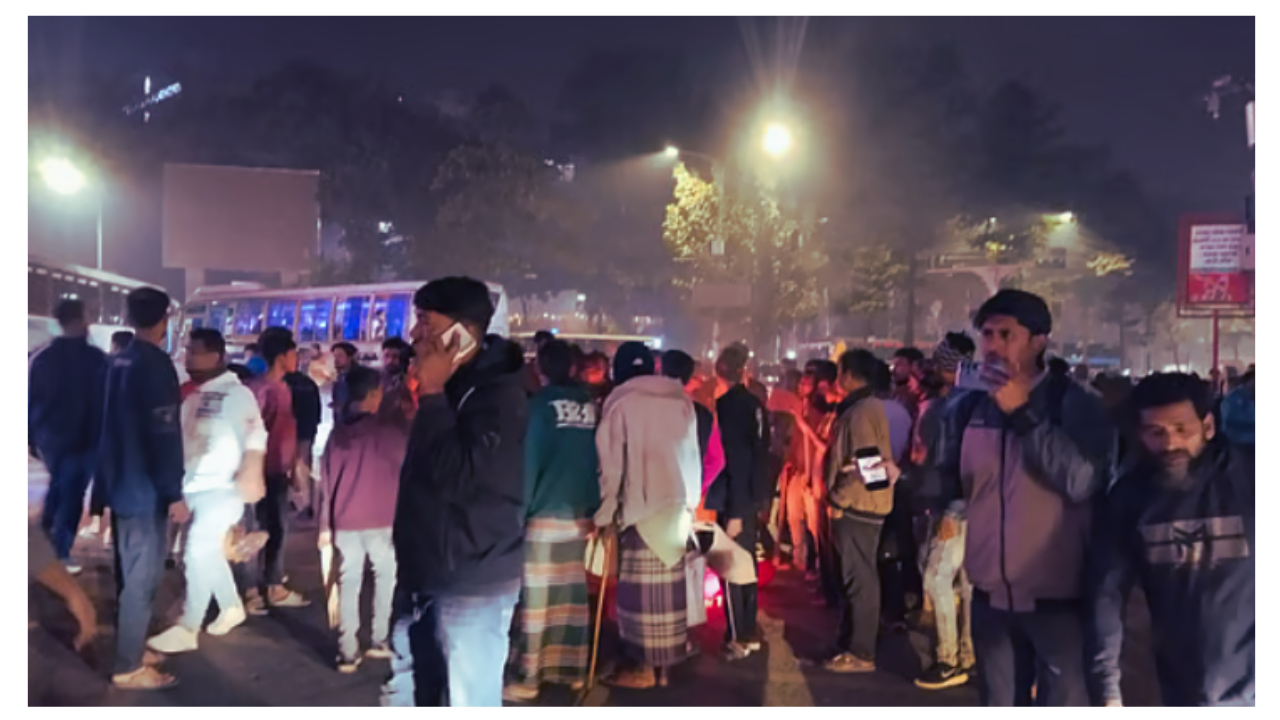 ঢাকার তেজতুরি বাজারে স্বেচ্ছাসেবক দলের নেতাকে গুলি করে হত্যা